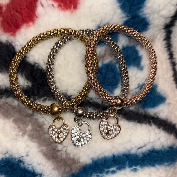 Golden NYC Tri tone Stretch Bracelet Set w/Swarovski Crystals - Picture 2 of 4